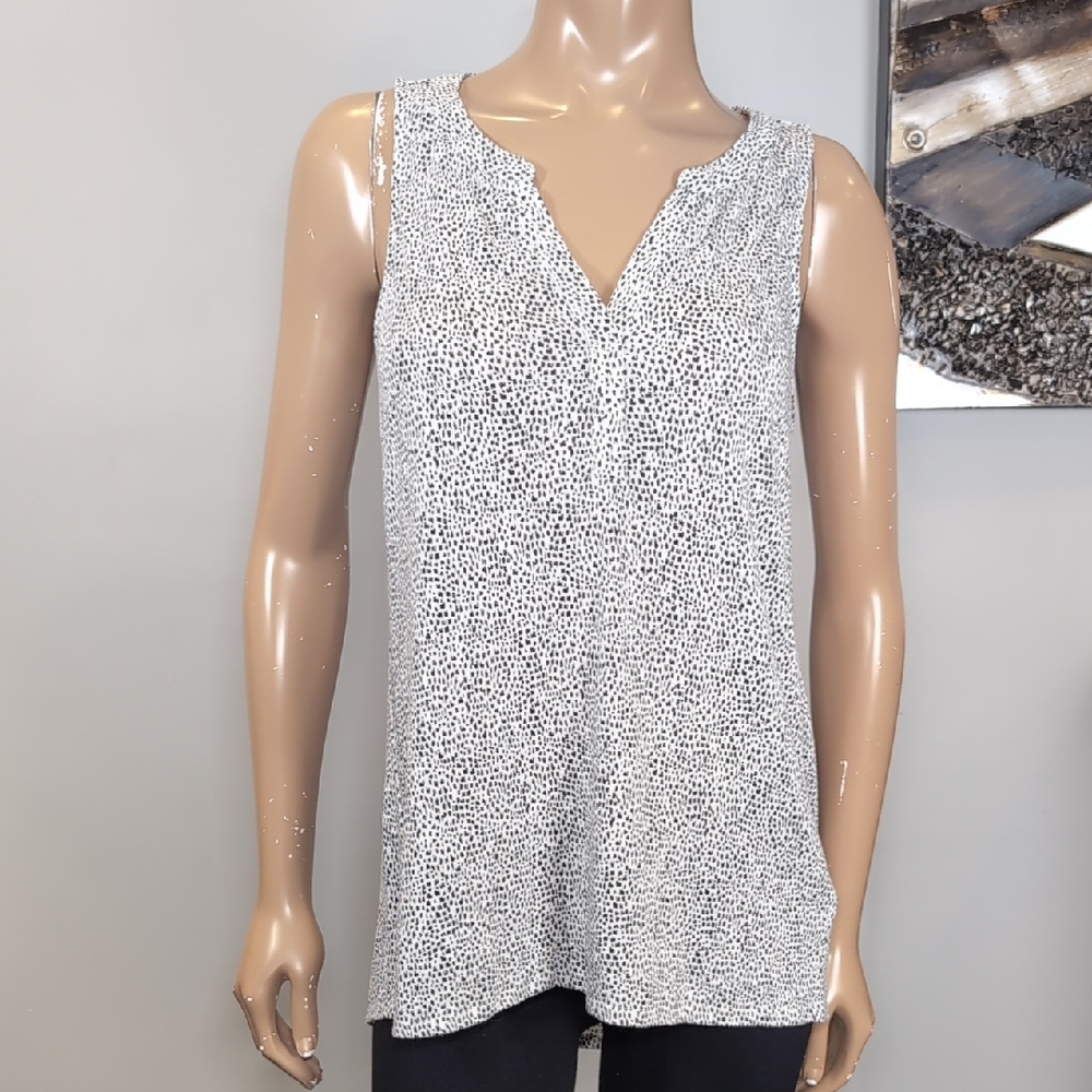 Lord & Taylor Sleeveless Vneck Top Black White Spotted Knit Blouse Womens Medium - Picture 10 of 10